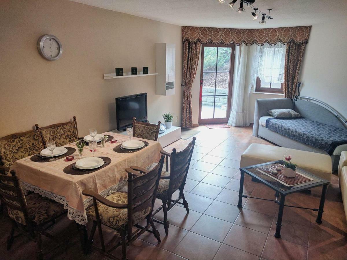 גרימה Ferienwohnung Mit Terrasse מראה חיצוני תמונה