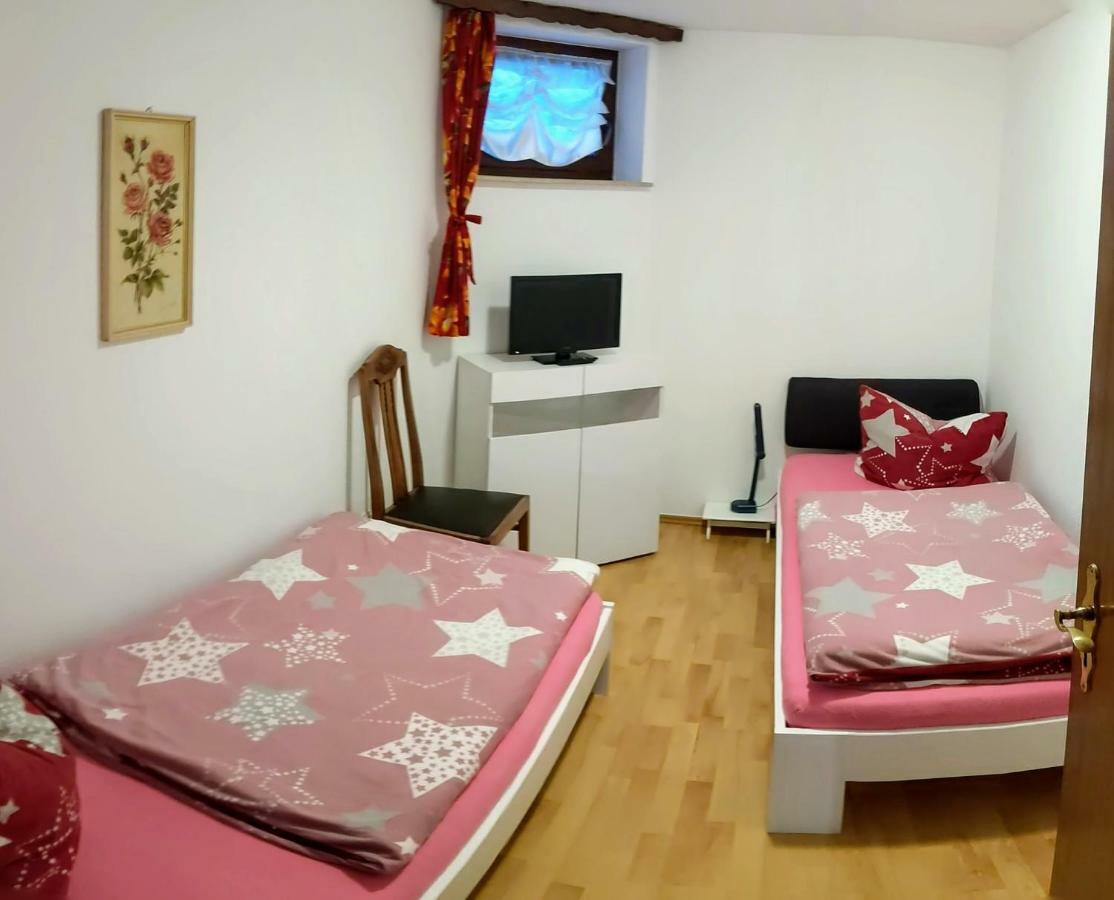 גרימה Ferienwohnung Mit Terrasse מראה חיצוני תמונה